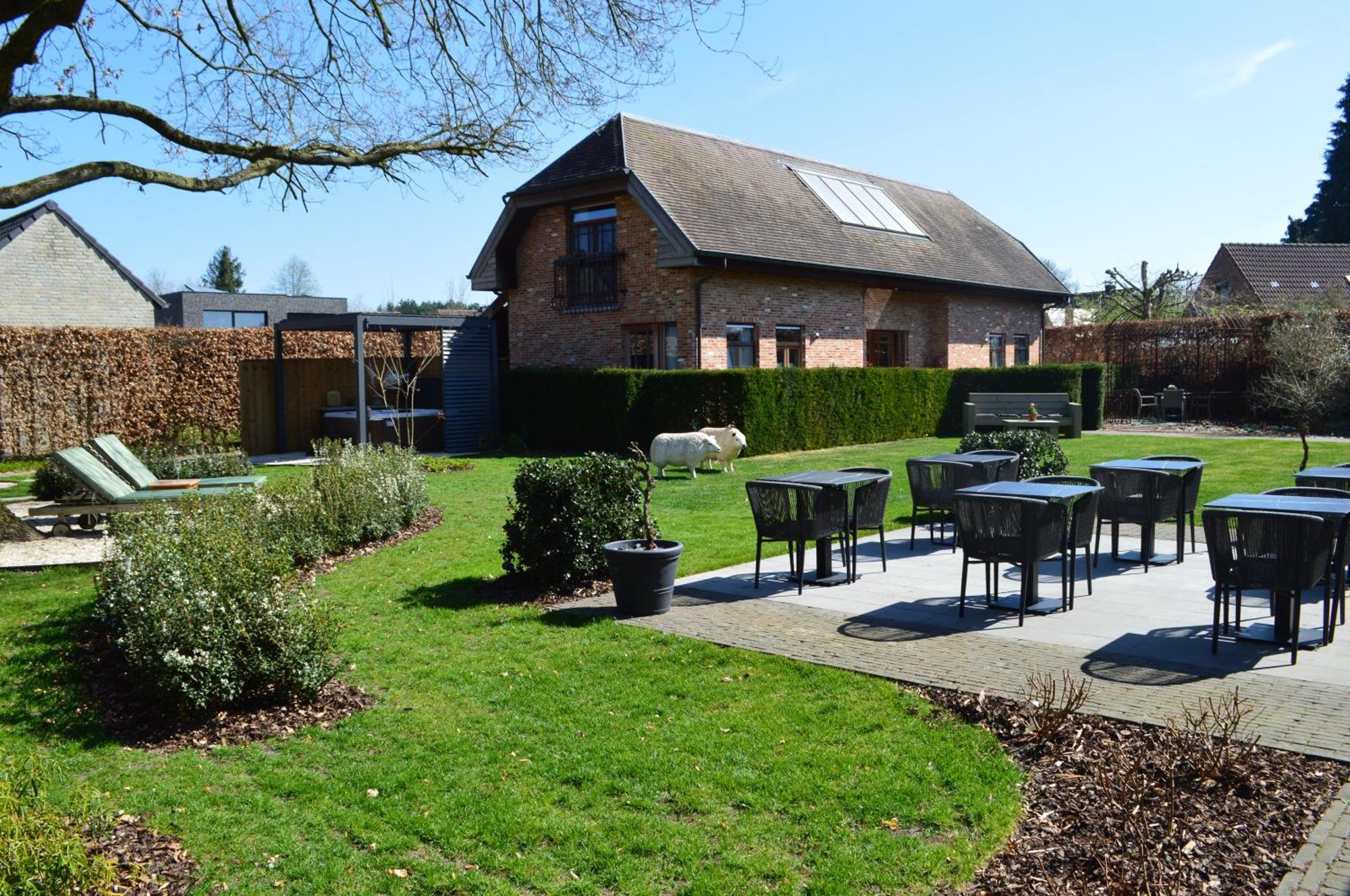 B&B Gielse Garden Gierle Bagian luar foto